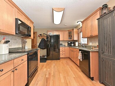 807 SW 4th St, Grand Rapids, MN 55744 - photo 6