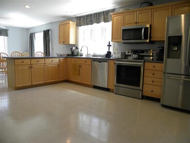 4 Lori Ln, Londonderry, NH 03053 - photo 7