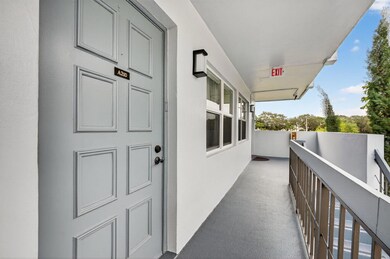 9500 SW 3rd St unit 2100, Boca Raton, FL 33428 - photo 3