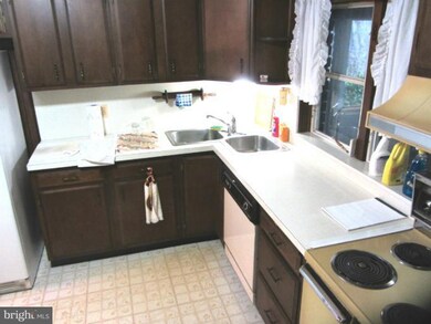 804 Seaword Rd, Towson, MD 21286 - photo 5