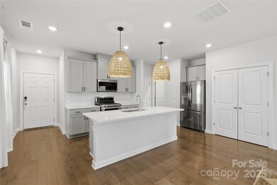 3528 Auburn Curb Rd, Charlotte, NC 28217 - photo 4