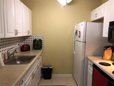 13350 SW 1st St unit 108, Pembroke Pines, FL 33027 - photo 4