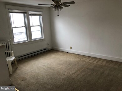 1001 Clifton Ave unit 3RD FLOOR FRONT, Darby, PA 19023 - photo 4