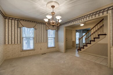 7933 Oakview Dr, Lenexa, KS 66215 - photo 4