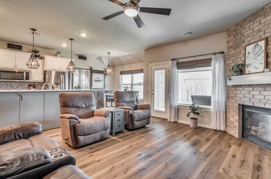 1906 Glenbrook Dr, Shawnee, OK 74804 - photo 6