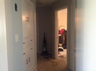 1041 Bernhard Rd, Columbus, OH 43227 - photo 4