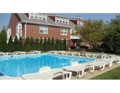 142 Quincy Shore Dr unit 141, Quincy, MA 02171 - photo 5