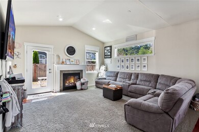 7302 51st St W, University Place, WA 98467 - photo 4