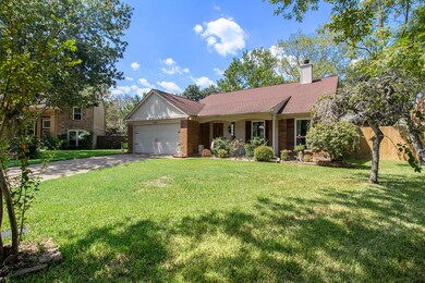 4006 Spring Brook Ct, Pearland, TX 77584 - photo 2