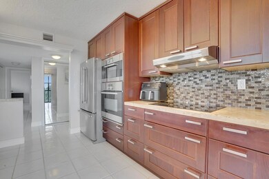 600 Parkview Dr unit 531, Hallandale Beach, FL 33009 - photo 6