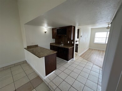 1810 Red Oak Ln, Carrollton, TX 75007 - photo 6