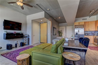 Juhl unit 727, Las Vegas, NV 89101 - photo 5