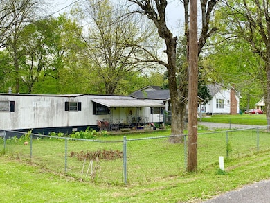 503 Riverview Dr, Shelbyville, TN 37160 - photo 3