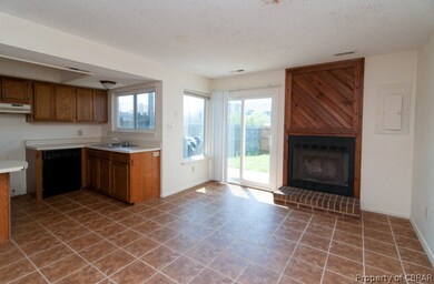 738 Quesneo Dr, Virginia Beach, VA 23454 - photo 7