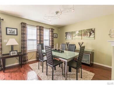 6869 Hunt Dr, Macungie, PA 18062 - photo 3