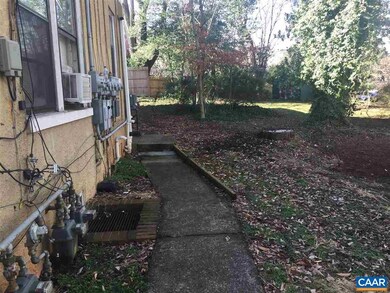 627 Cabell Ave unit C, Charlottesville, VA 22903 - photo 2