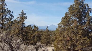 2702 NW Williams Loop, Redmond, OR 97756 - photo 2