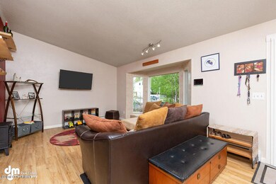 Living Room 20190523-DW-40246-SMALL