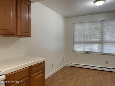 4318 Checkmate Dr unit 18, Anchorage, AK 99508 - photo 4