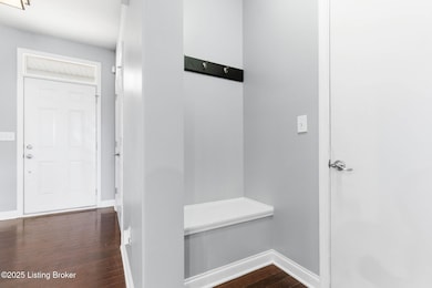 9102 Rocky Bank Ct-16