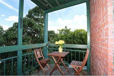 93 Walnut St unit 3, Brookline, MA 02445 - photo 6