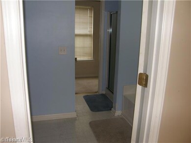 2nd Bedroom.