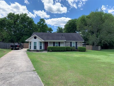 Front view of home