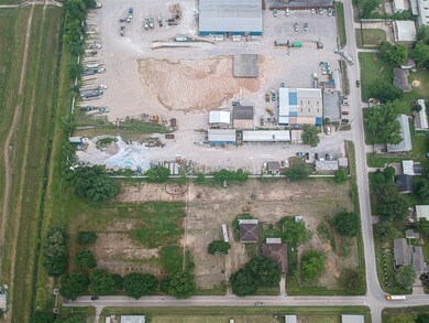 13714 Kaltenbrun Rd, Houston, TX 77086 - photo 3