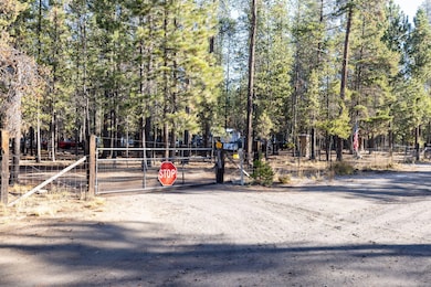 14-web-or-mls-15690 Cornell Road-15