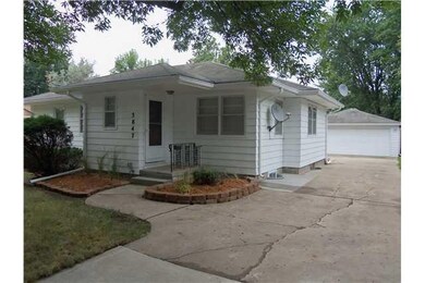3847 56th St, Des Moines, IA 50310 - photo 2