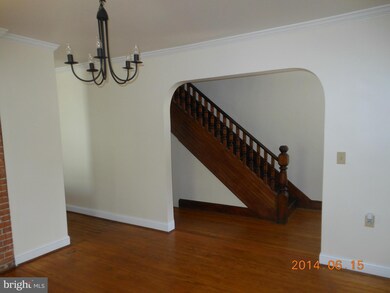 331 N Mildred St, Charles Town, WV 25414 - photo 2