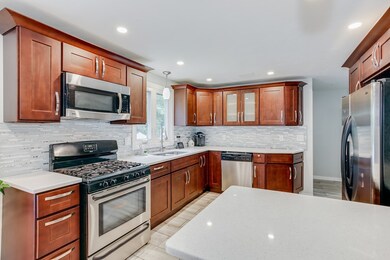 11 James Tighe Rd, Randolph, MA 02368 - photo 5