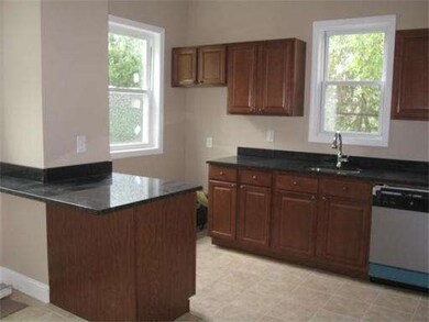 13 Shirley St, Roxbury, MA 02119 - photo 3