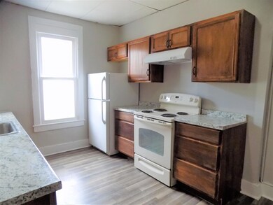 11 Market St, Pittston, PA 18640 - photo 3