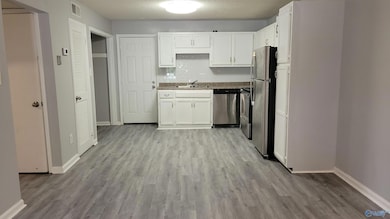 201 8th Ave SW, Decatur, AL 35601 - photo 3