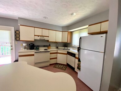 9383 S Pointe Retreat Dr unit 69, Bloomington, IN 47401 - photo 5