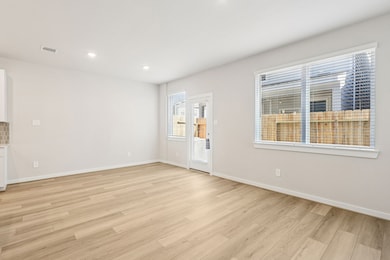 536 Morning Tide Ln, Kemah, TX 77565 - photo 2