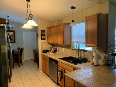GUERNSEY KITCHEN 4