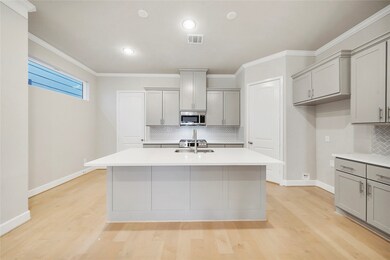 943 Wakefield Dr, Houston, TX 77018 - photo 6