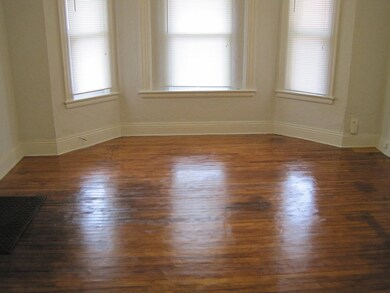 3 Mckinley Rd, Worcester, MA 01605 - photo 2