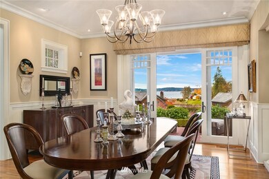 9237 Allens Cove Ln NE, Bainbridge Island, WA 98110 - photo 7