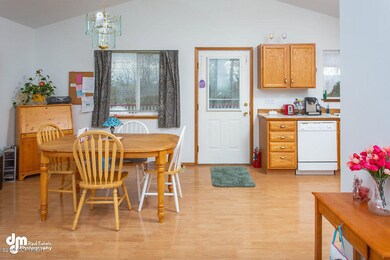 Dining Room_DMD_8973-SMALL