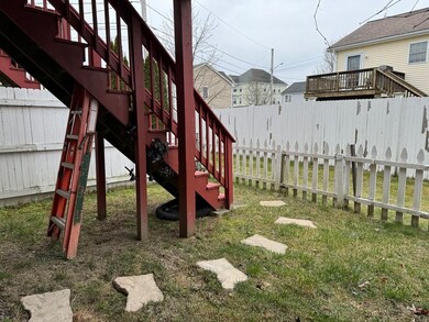 40 Winchester Ln unit 16, Fall River, MA 02721 - photo 4