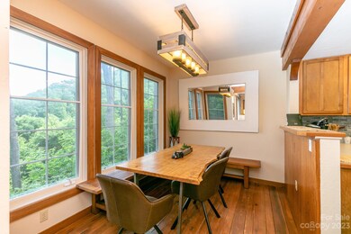 320 Creekside Way unit A-101, Burnsville, NC 28714 - photo 7