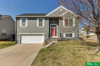 2302 S Mineral Dr, Papillion, NE 68046 - photo 2