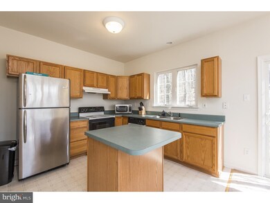 330 Andrew Cir, Coatesville, PA 19320 - photo 7