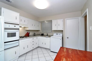 5009 Roberta Dr, North Richland Hills, TX 76180 - photo 6