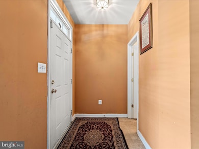 5540 Hobsons Choice Loop, Manassas, VA 20112 - photo 3