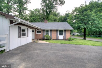 44 Pennypacker Dr, Willingboro, NJ 08046 - photo 2