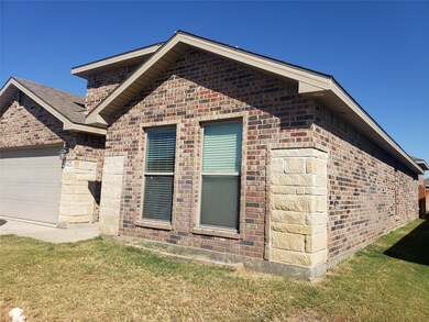 9424 Sagebrush Ave, Odessa, TX 79765 - photo 4